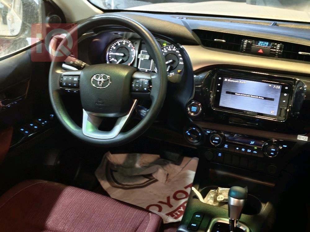 تويوتا هايلوكس